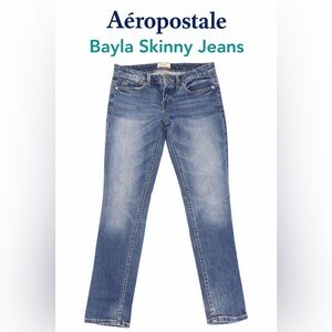 Aeropostale Bayla Skinny Jeans Size 3/4 Stretch Medium Wash Denim